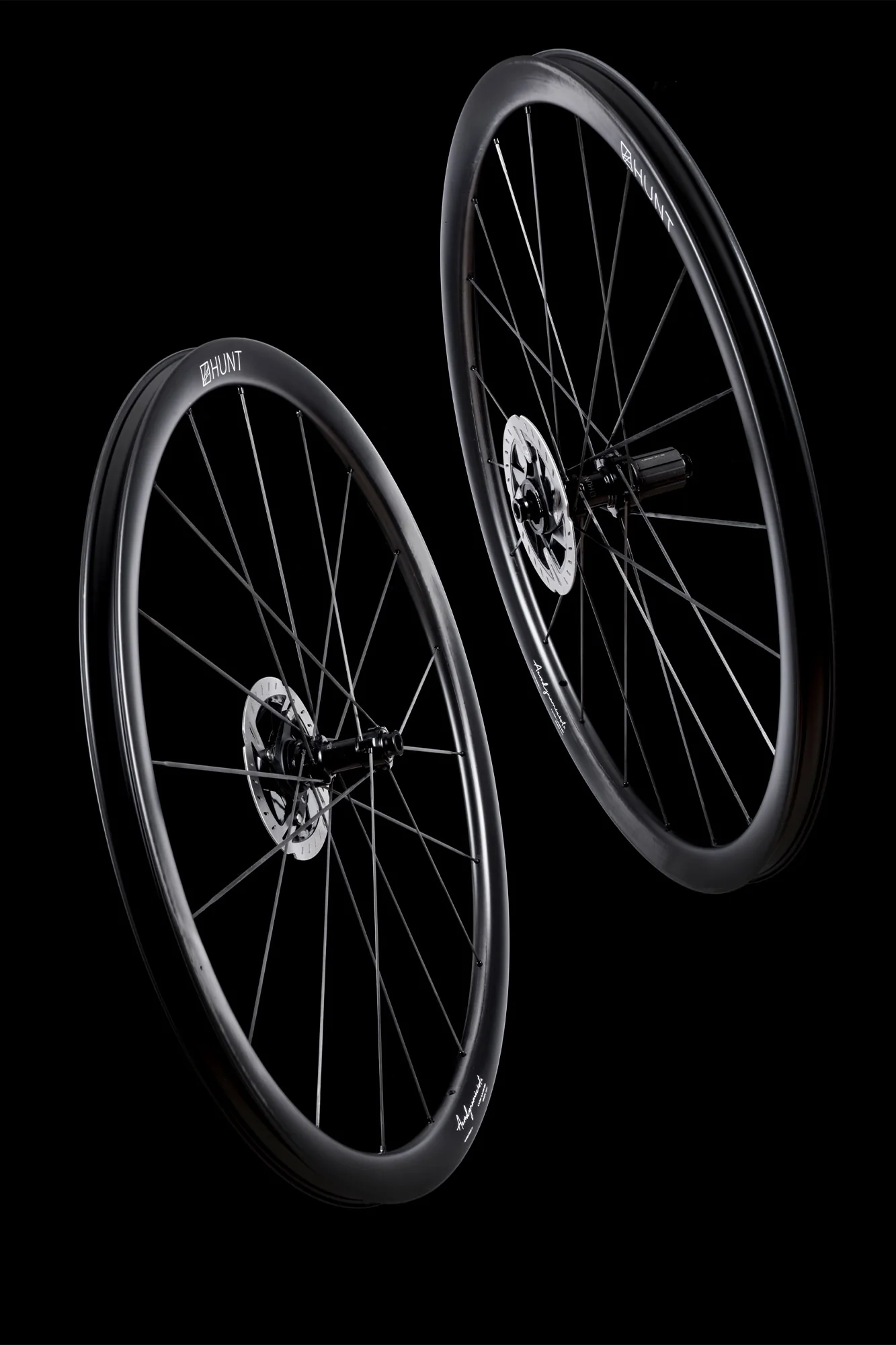 HUNT 34_34 Aerodynamicist UD Carbon Spoke Disc Wheelset - Image 12