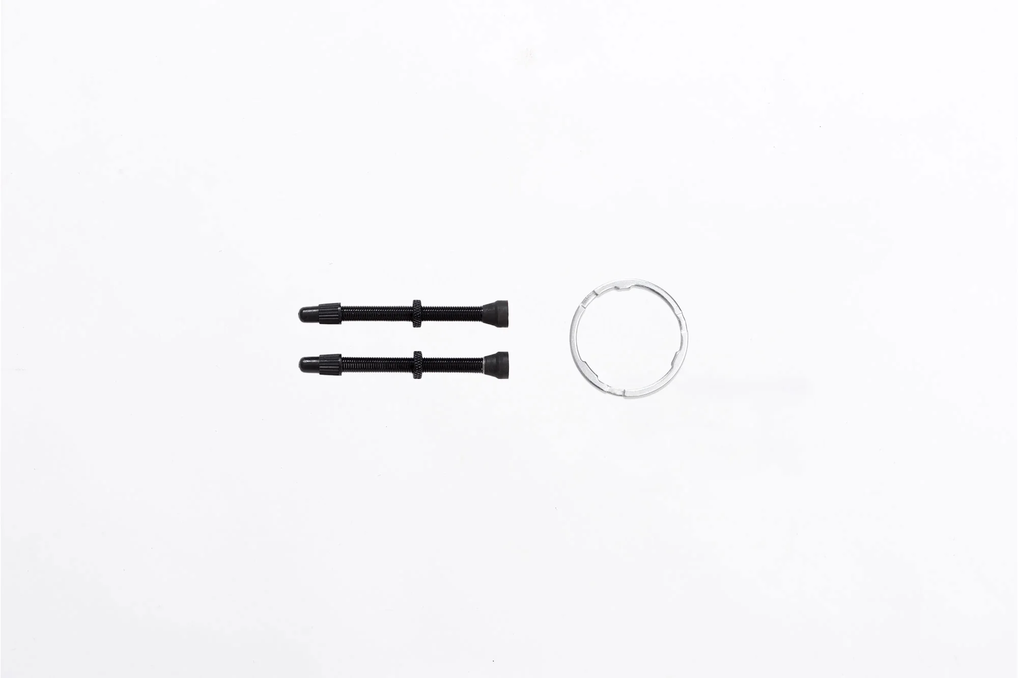 HUNT 44 UD Carbon Spoke Disc Wheelset - Image 14