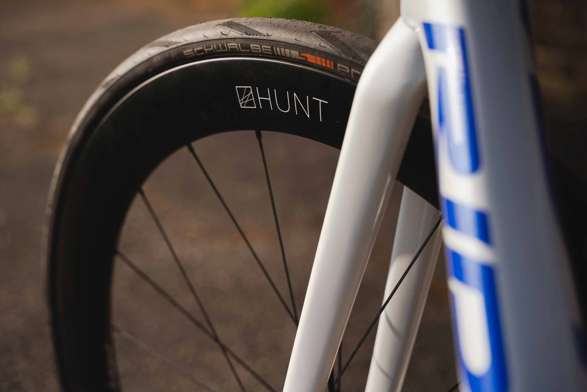 HUNT 4454 Aerodynamicist Carbon Disc Wheelset | Previous Model IC283 - Image 9