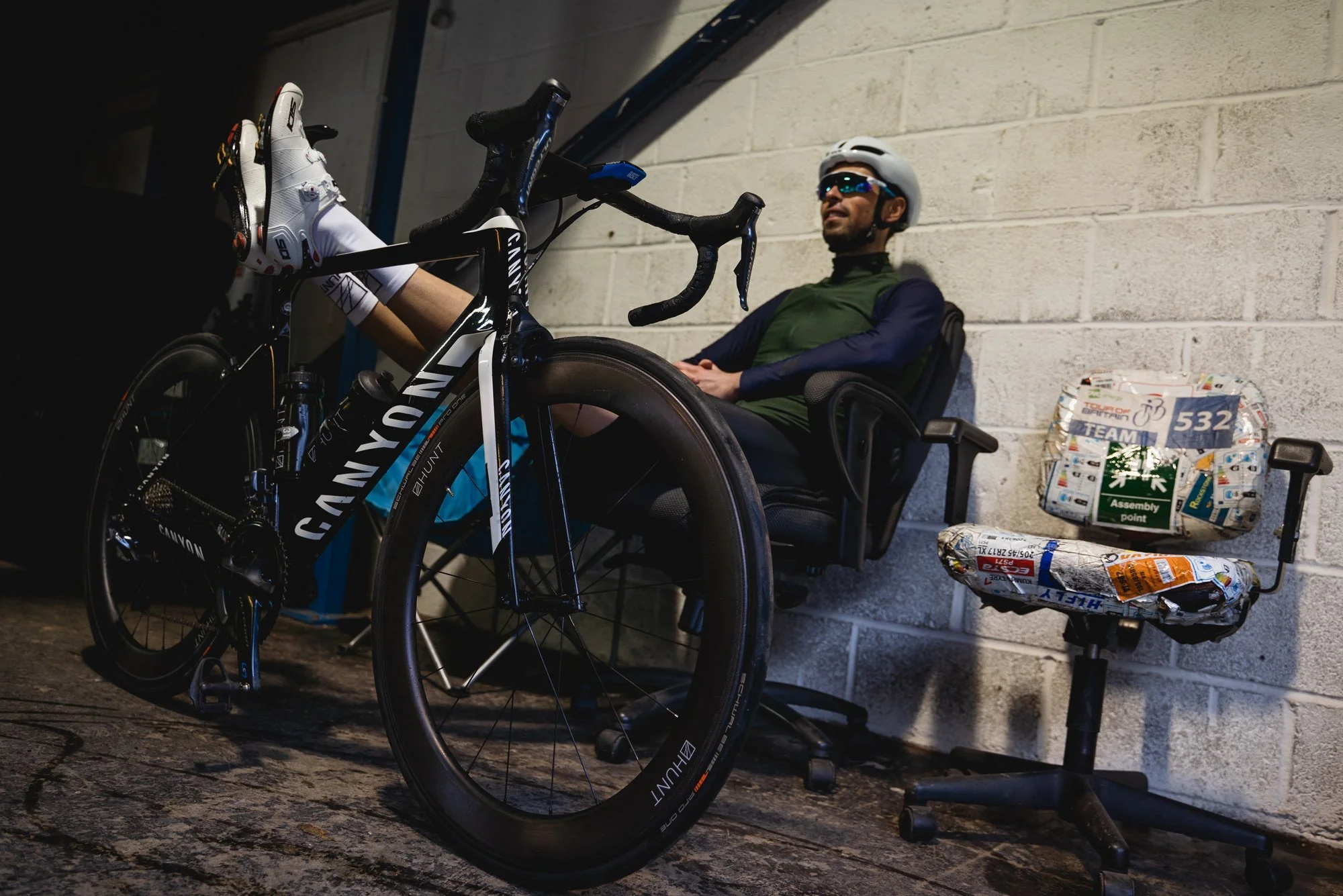 HUNT 62 Carbon Aerodynamicist Wheelset - Image 13