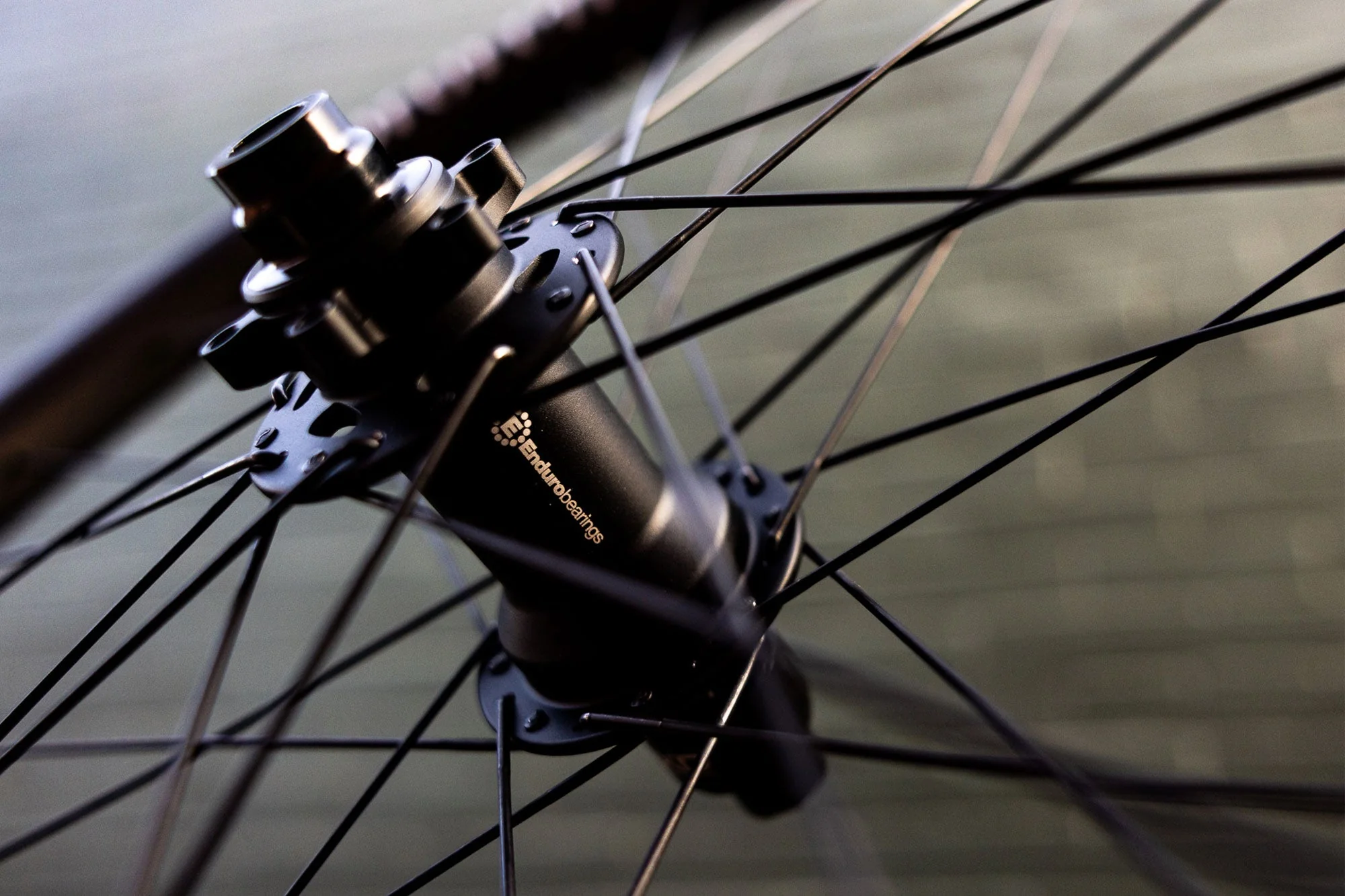 HUNT Proven Carbon Enduro H_Core V3 MTB 29 Wheelset | Single Wheel - Image 6