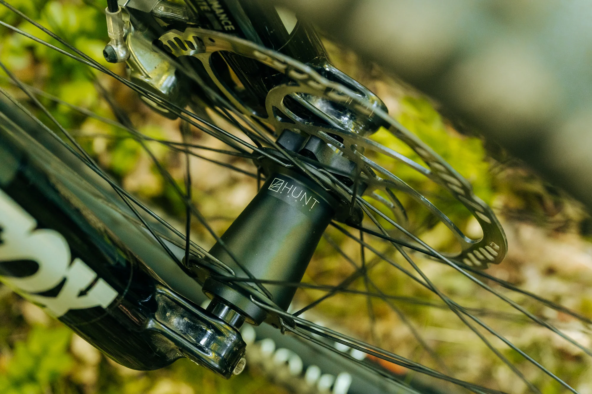 HUNT Proven Carbon Race E_Enduro Mullet Wheelset - Image 5
