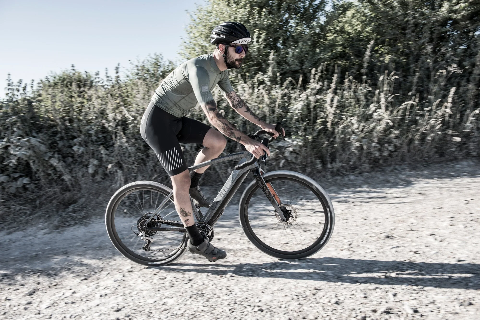 RE:NEW HUNT 4 Season Gravel Disc X-Wide Wheelset - Image 11
