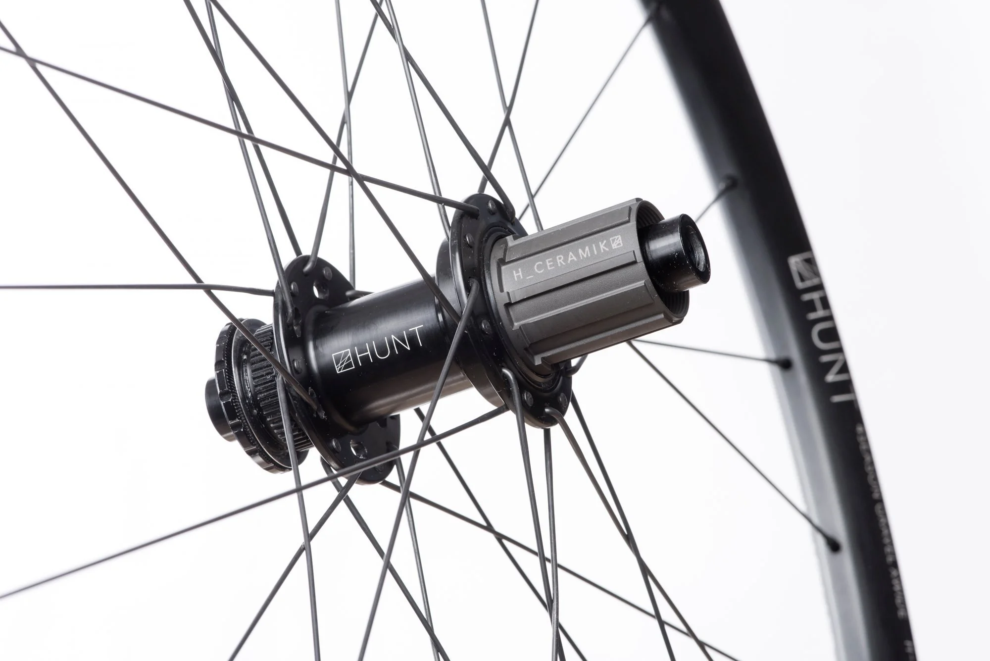RE:NEW HUNT 4 Season Gravel Disc X-Wide Wheelset - Image 7