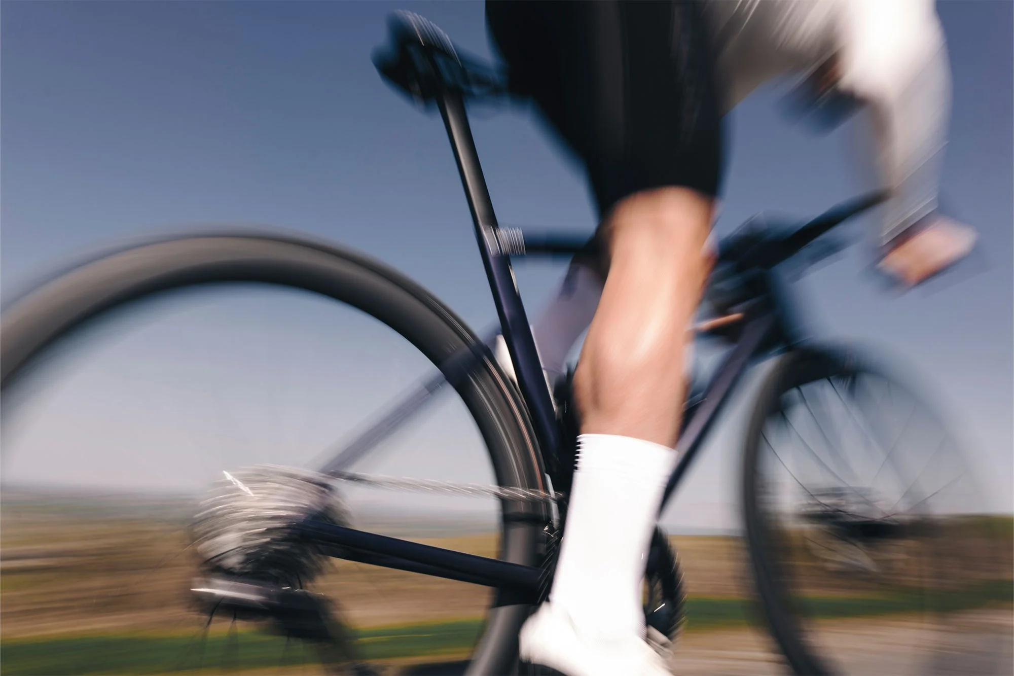 RE:NEW HUNT 44_46 Aerodynamicist Carbon Disc Wheelset - Image 2