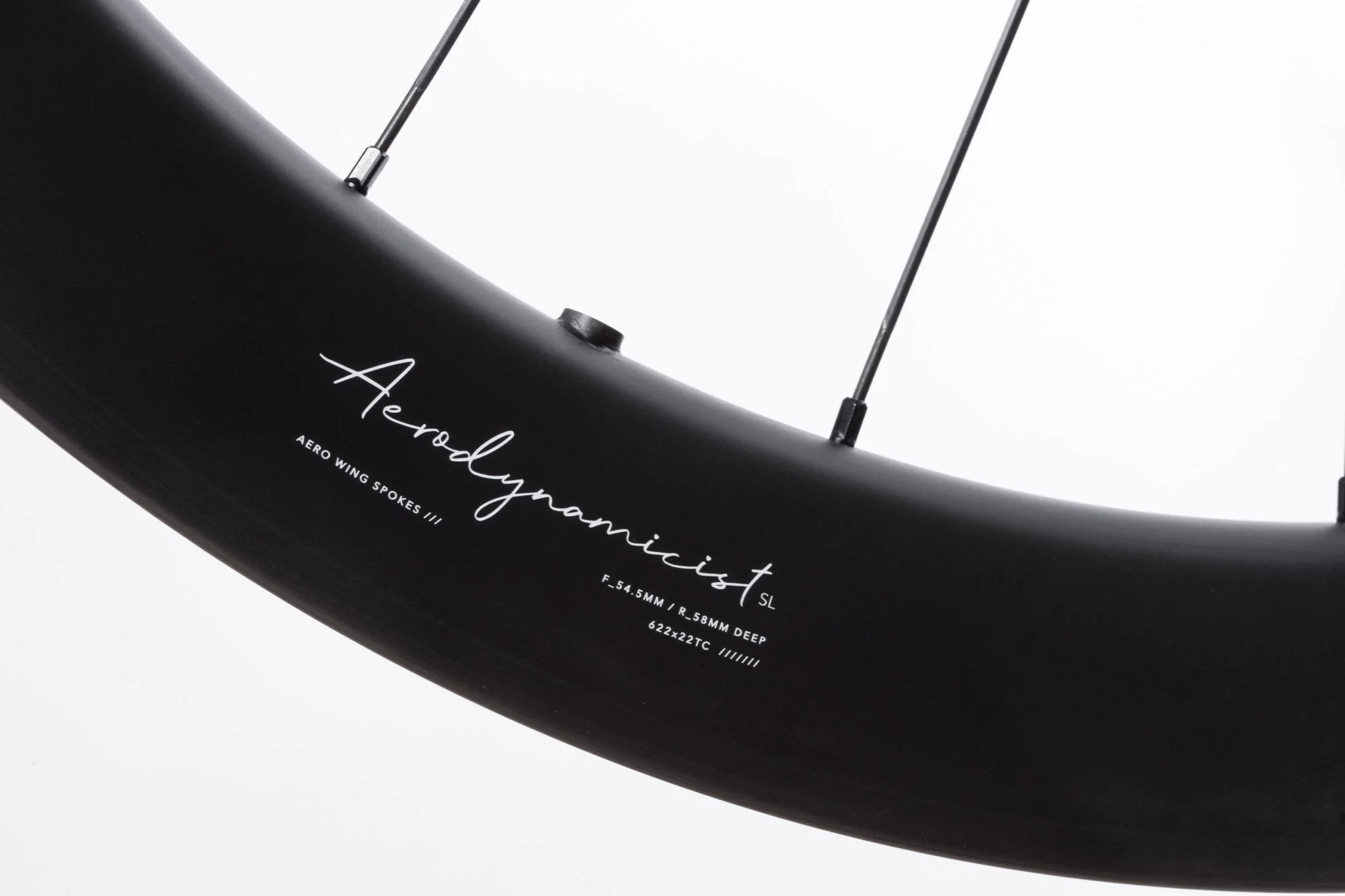 RE:NEW HUNT 54_58 Aerodynamicist Carbon Disc Wheelset - Image 5
