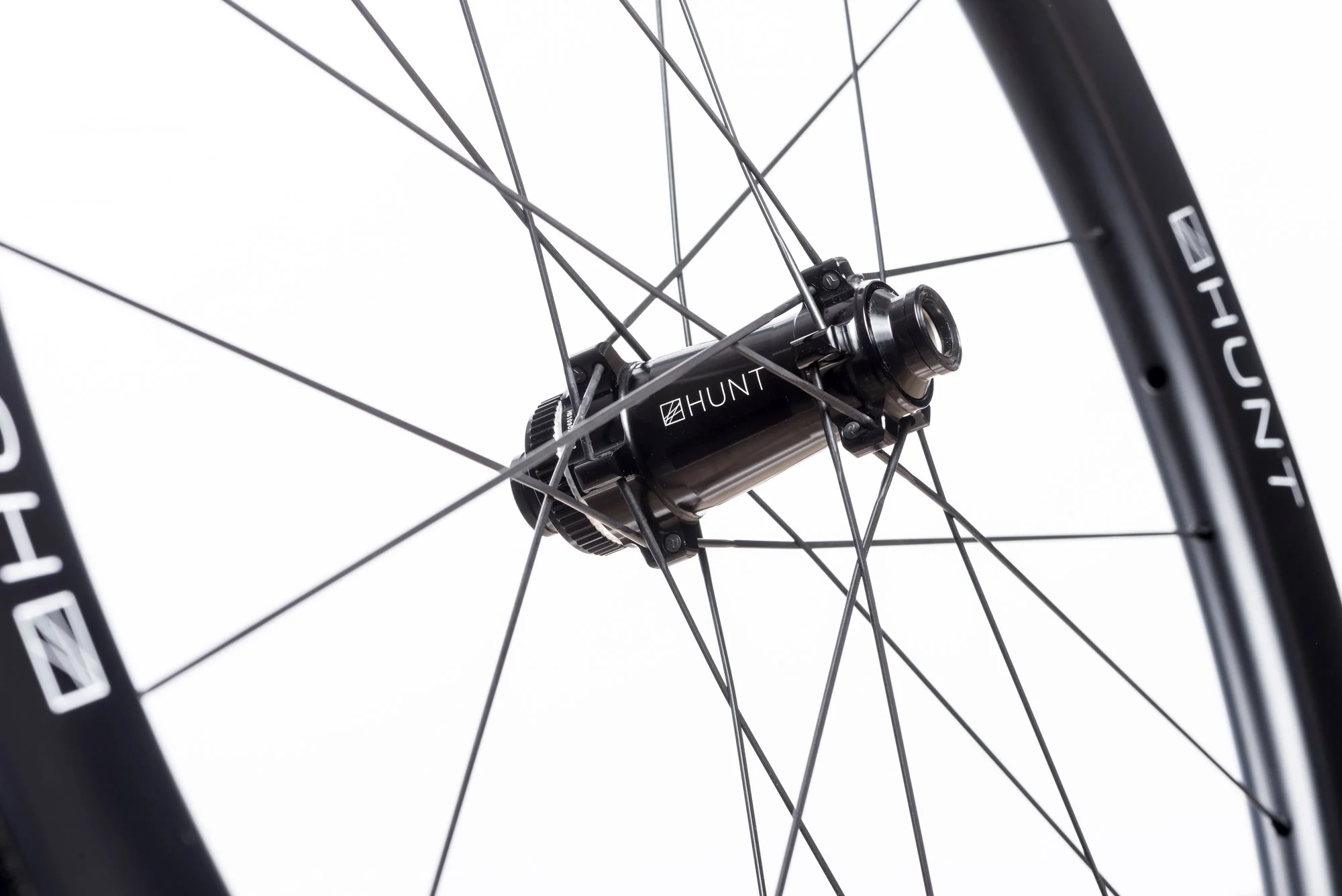 RE:NEW HUNT 54 Aerodynamicist Carbon Disc Wheelset - Image 6